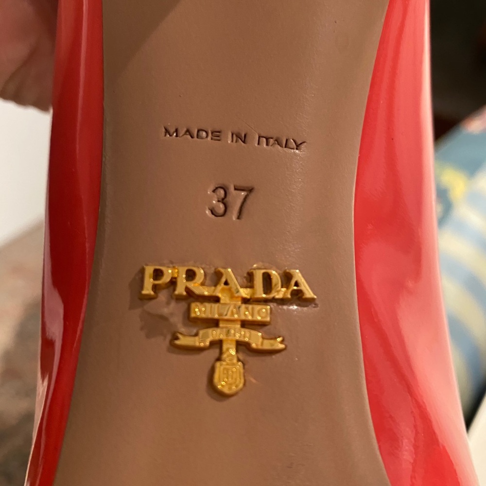 PRADA SHOES - Picture 4 of 16